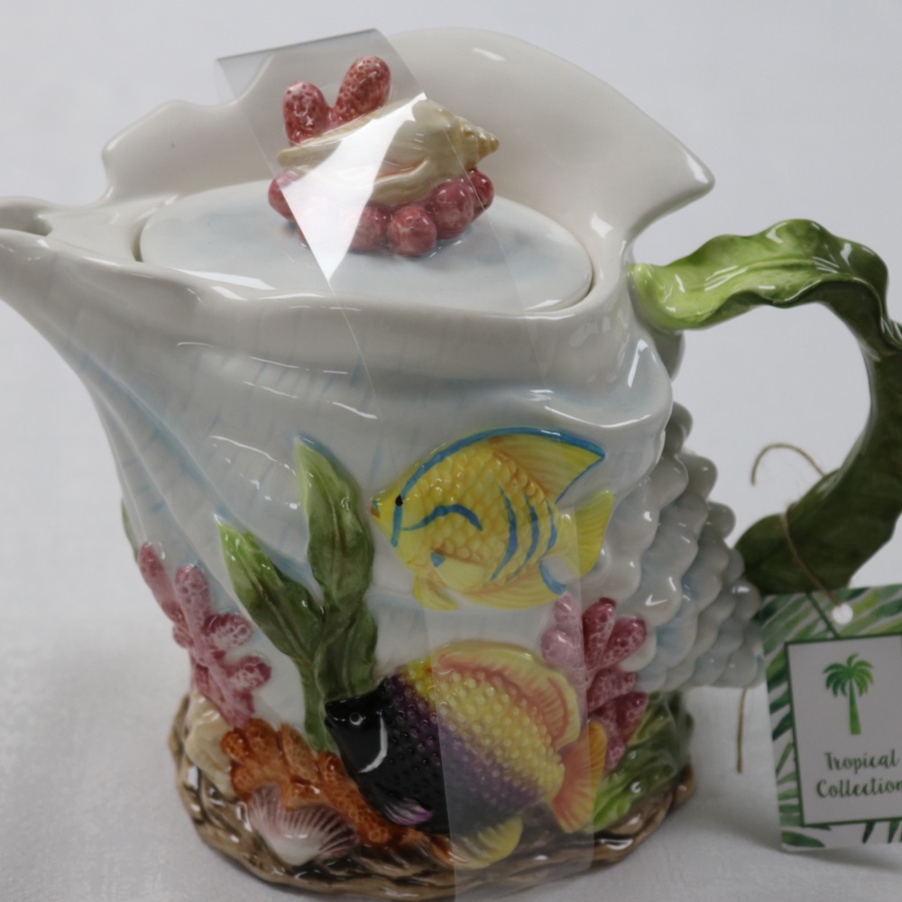 CORNER RUBY TROPICAL COLLECTION UNDER THE SEA FISH PITCHER JAR - NEW
